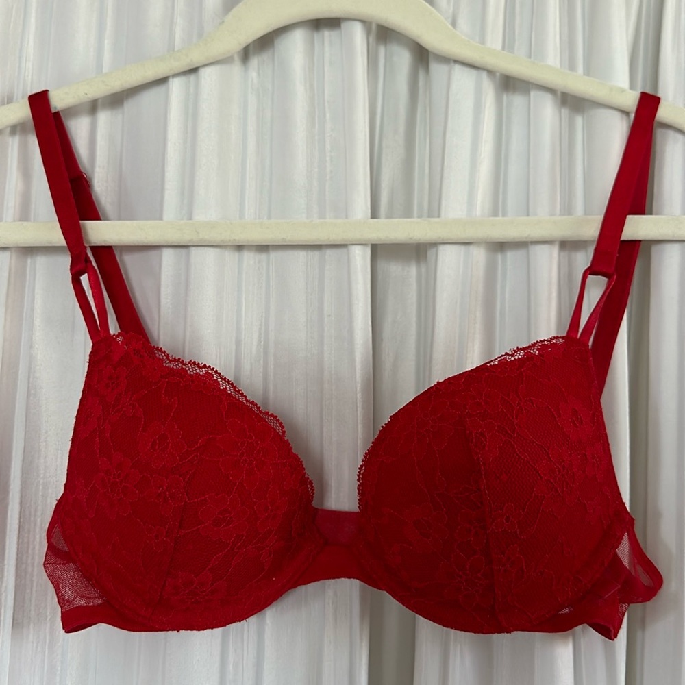 Victoria Secret Push up Bra